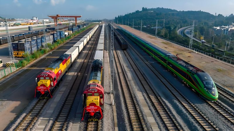 Electric freight locomotives