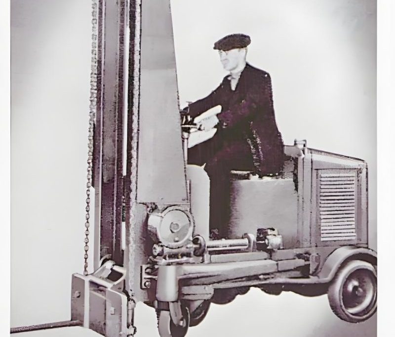 Historical electric forklift image